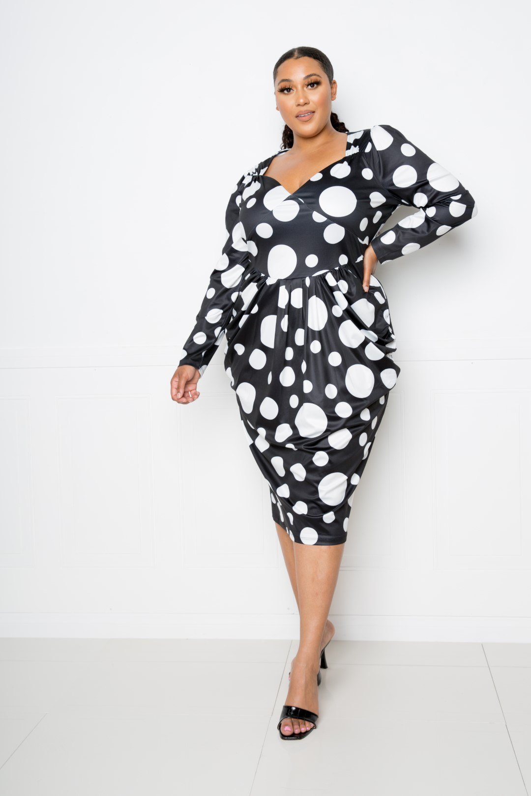 Connect the Polka Dots (Black)